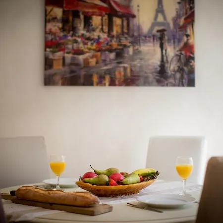 Les Magnolias Bed & Breakfast 3*