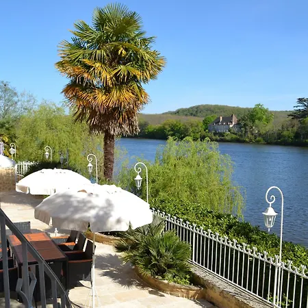 Les Magnolias Bed & Breakfast