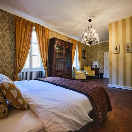 Les Magnolias Bed & Breakfast