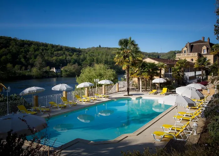 Les Magnolias Bed & Breakfast 4*