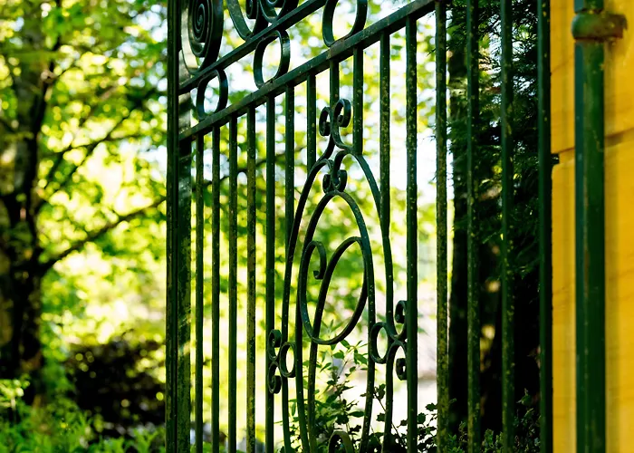 Les Magnolias Bed & Breakfast