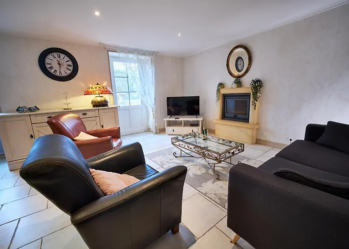 Les Magnolias Bed & Breakfast Lalinde