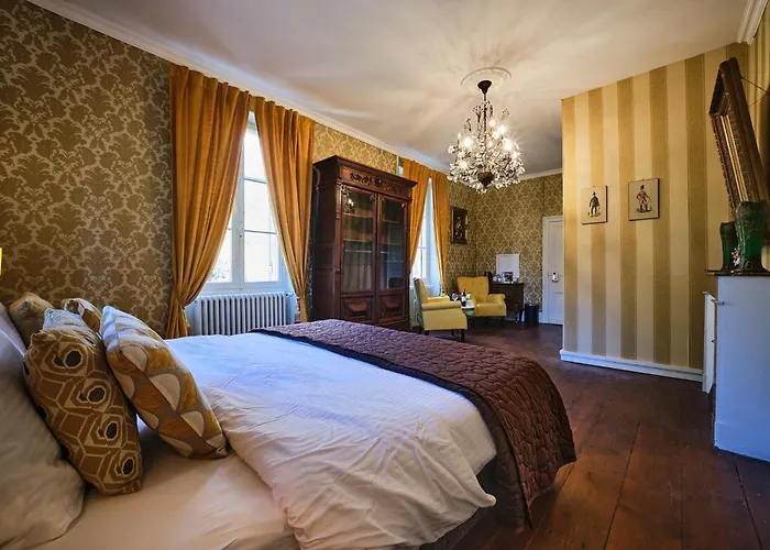 Les Magnolias Bed & Breakfast